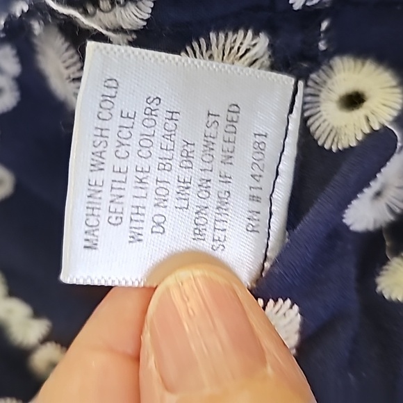 Eylet enbroidery blue rain ruffle top. Blue‎ and white XS. Balloon sleeve… - Picture 11 of 11